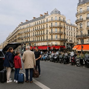 tour and discovery 10062026 rue saint lazare transfer