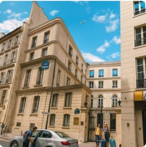 tour and discovery 04102025 rue de provence1