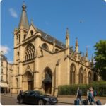 Discover Saint Severin district