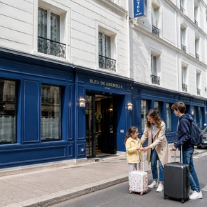 tour and discovery 23082026 hotel bleu grenelle transfer