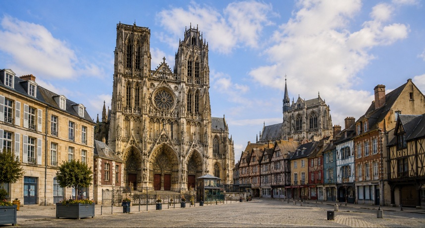 Airport transfers from Paris to Northern France and Picardy